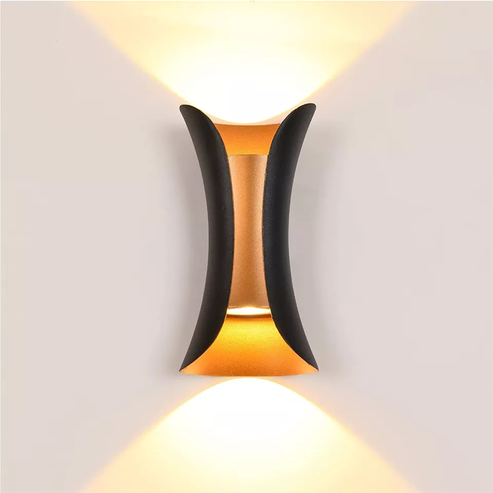 YL-6023M Golden Ip65 Wall Light Aluminum Waterproof - Image 2