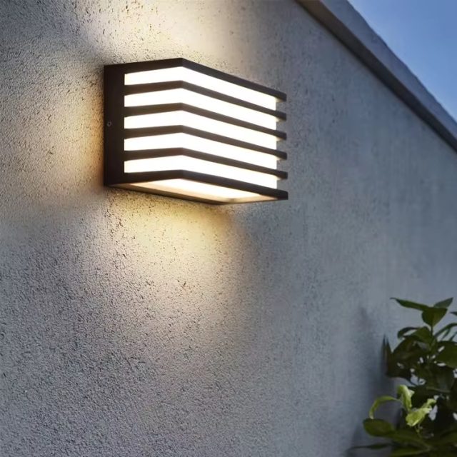 outdoor ip65 die casting aluminum pir sensor led wall lamp