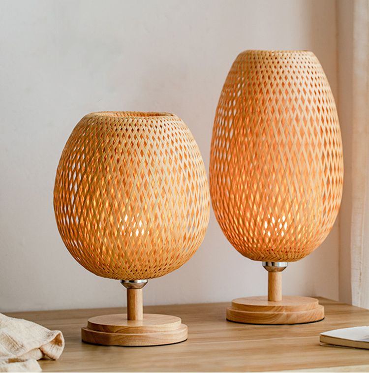 Japanese and Southeast Asia style bamboo woven desk lamp