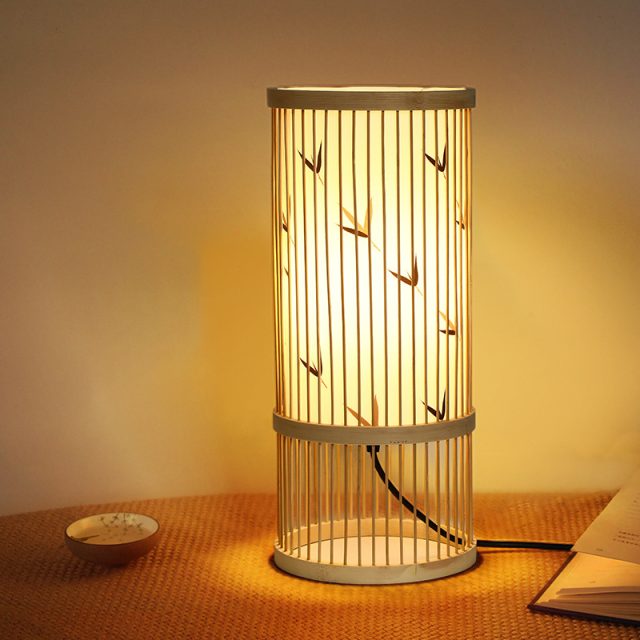 Japanese floor light with bamboo woven lamp shade - Image 4