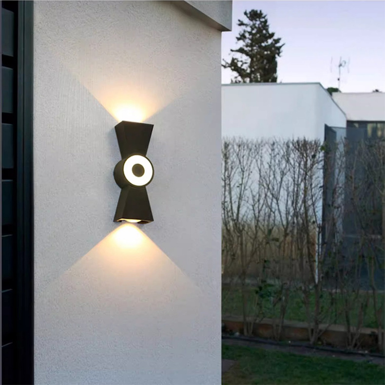 Aluminum IP65 Waterproof up Middle Down Chinese Knot Led Outdoor Wall Lamps