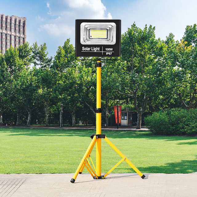 1.6m 2m 3m Heavy-duty Iron Tripod for Outdoor Lighting - Image 8